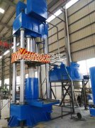 陶土坩堝成型液壓機(jī)傳動(dòng)機(jī)構(gòu)是怎樣的？