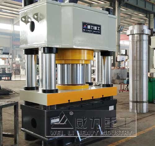 800噸鋁基板銅箔板壓制四柱液壓機(jī)