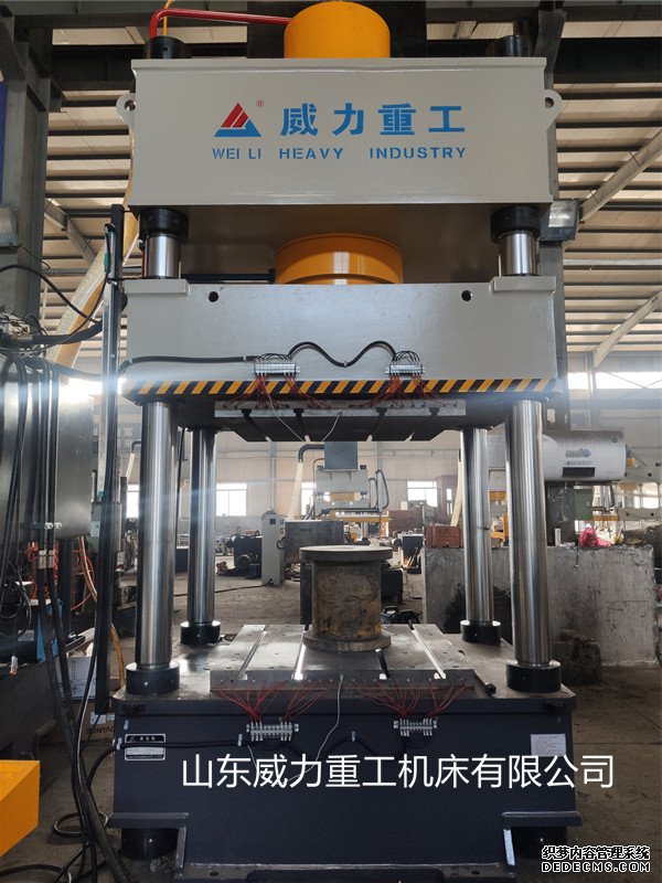 YW32-500T四柱伺服液壓機(jī)